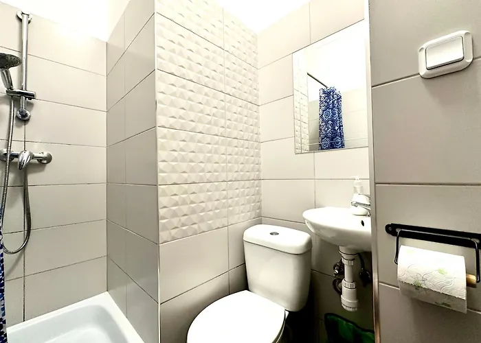 Pokoje W Centrum Sopotu I Parking Free בית אירוח *