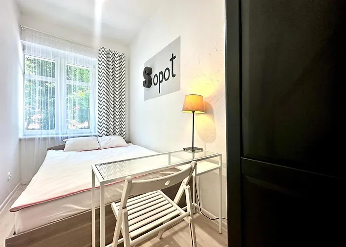 Pokoje W Centrum Sopotu I Parking Free منزل للإقامة *